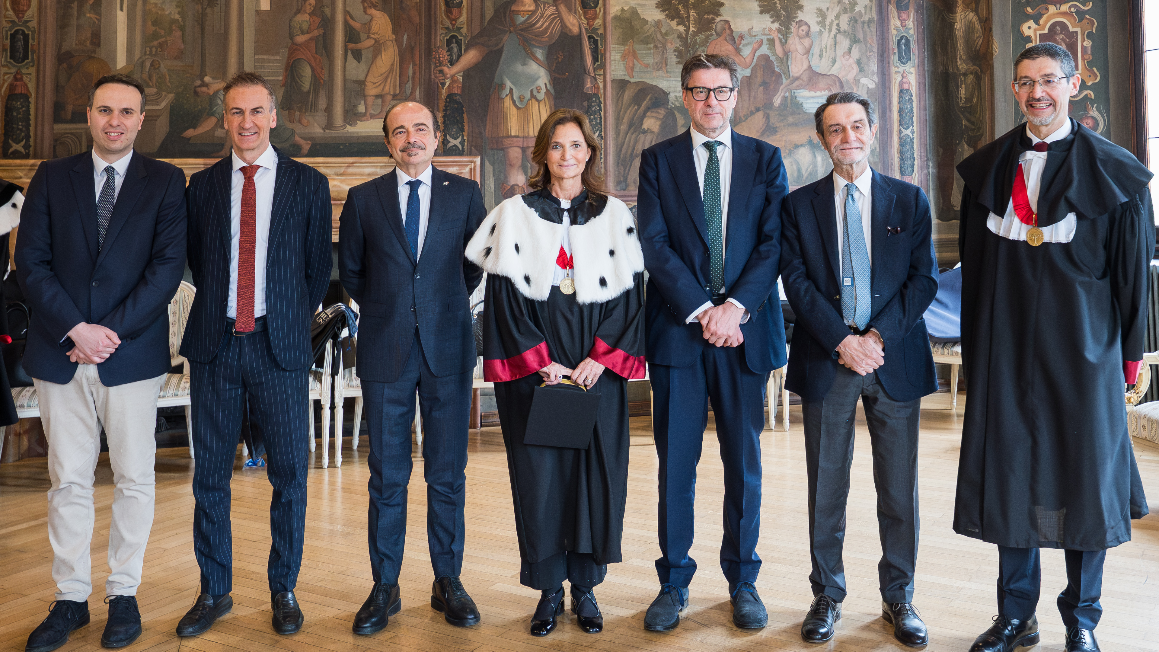 Prorettore e Rettrice con istituzioni