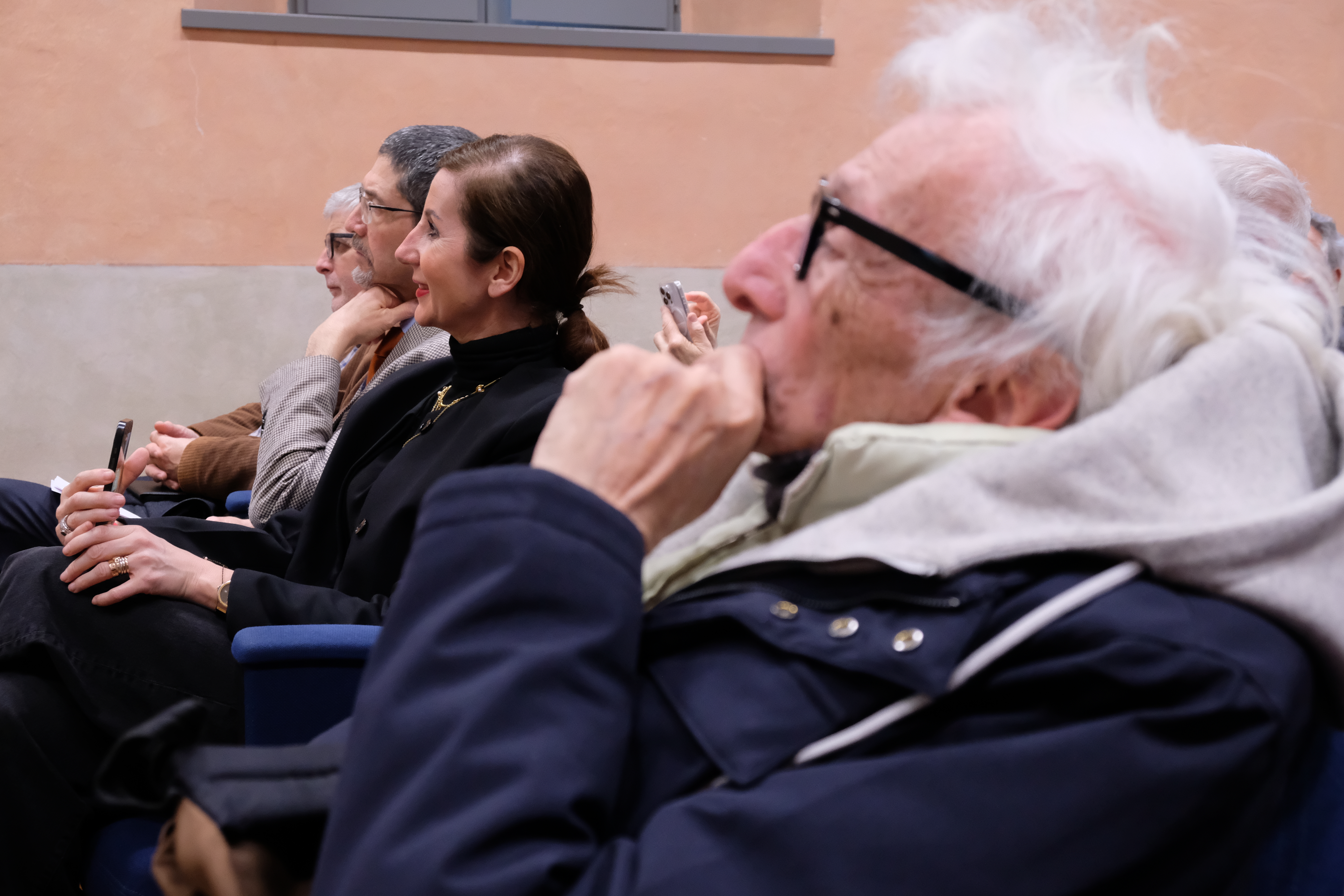 Rassegna - Fare pace con il mondo