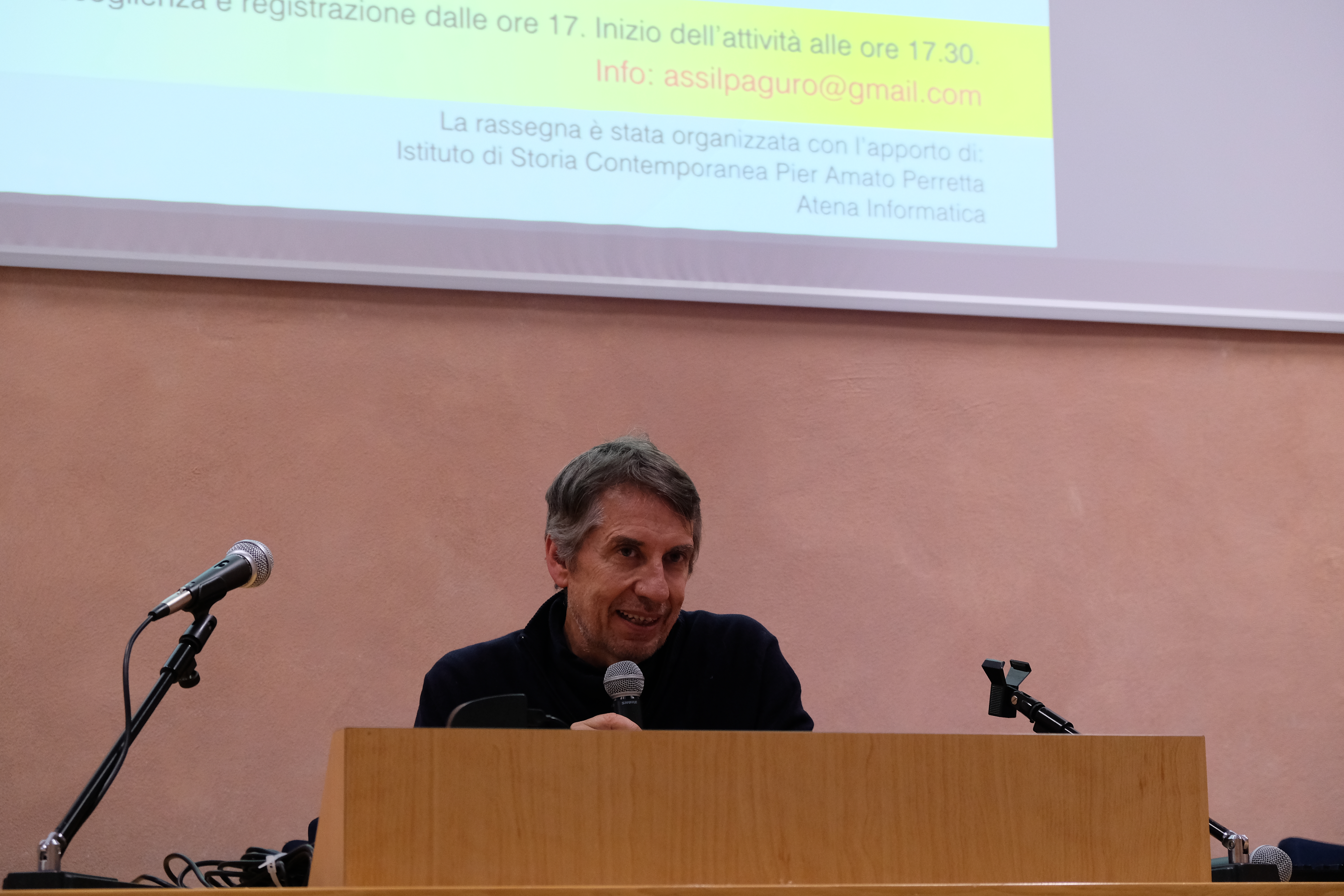 Rassegna - Fare pace con il mondo