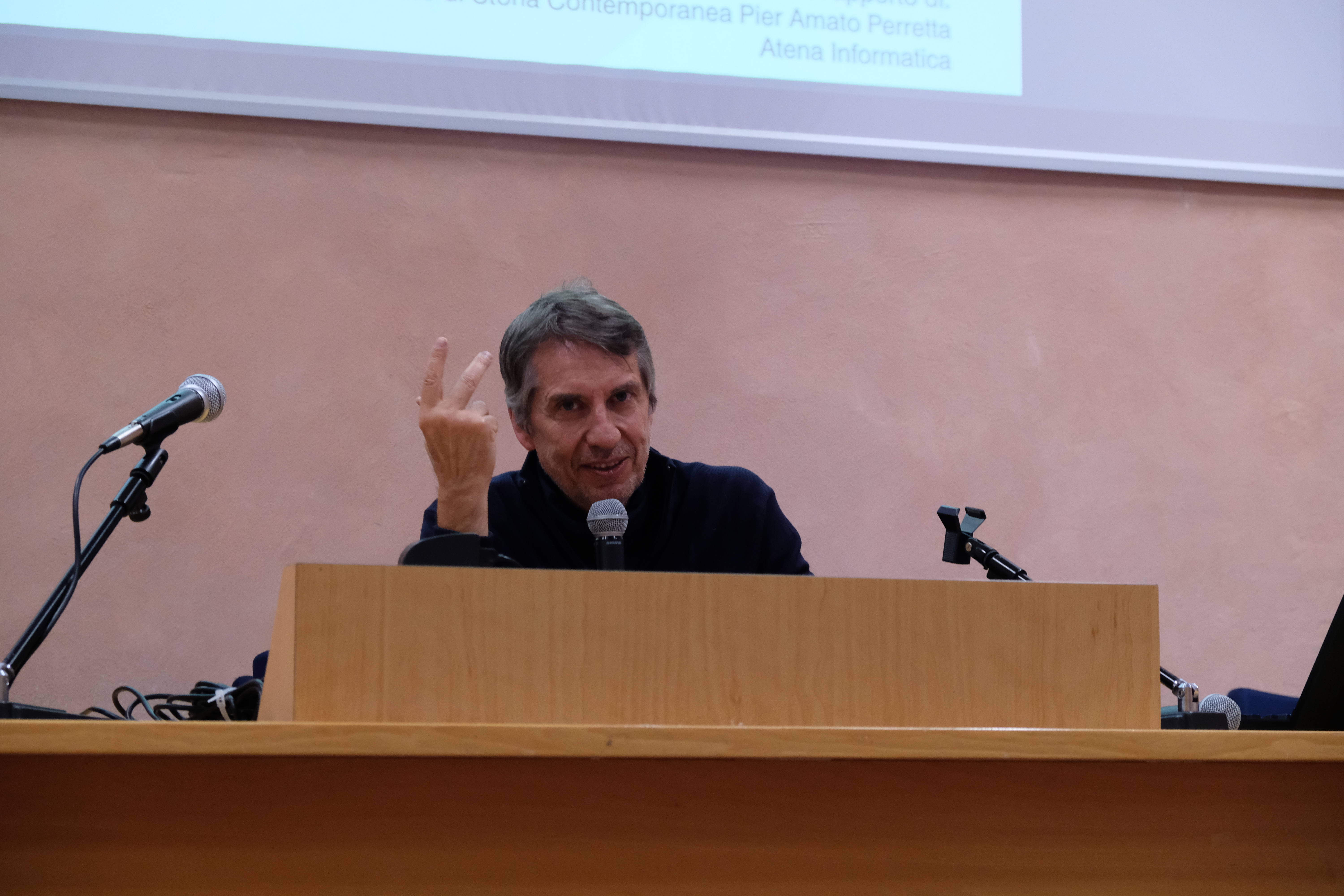 Rassegna - Fare pace con il mondo