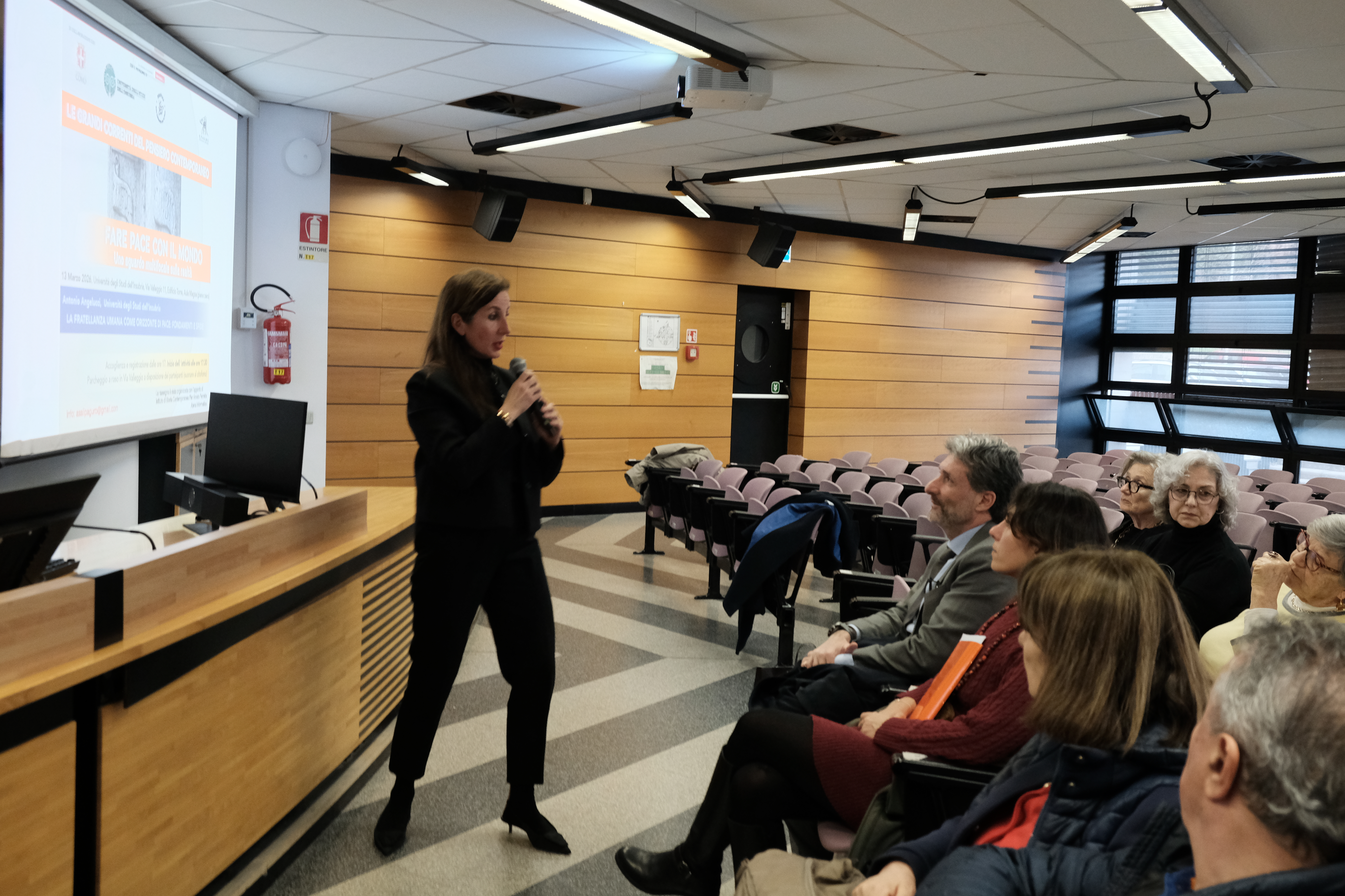 Rassegna - Fare pace con il mondo