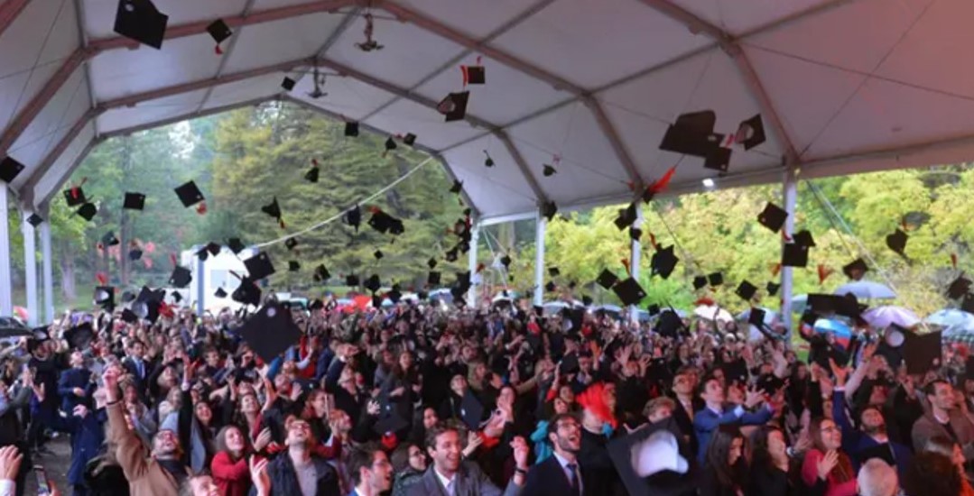 laureati lancio tocco