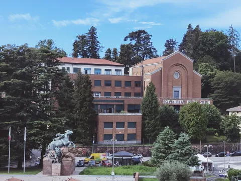 Varese, via Ravasi 2