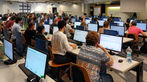 Studenti in aula per il test di ammissione Scuole specializzazione