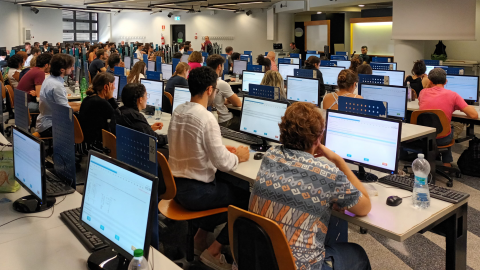 Studenti in aula per il test di ammissione Scuole specializzazione