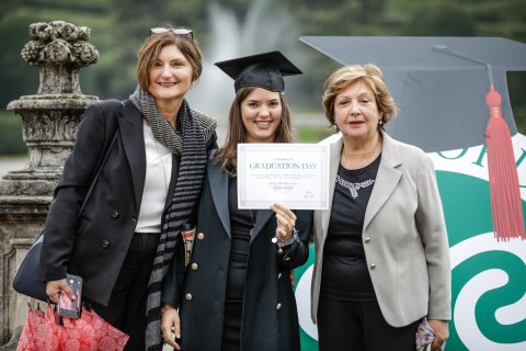 Laureata con genitori