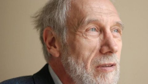 Alain Connes