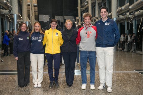Picchi con gli atleti Cus premiati