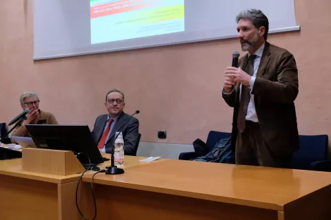 Rassegna - Fare pace con il mondo