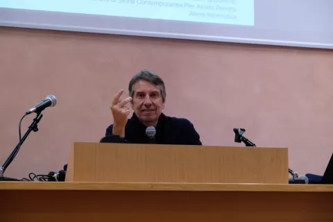 Rassegna - Fare pace con il mondo