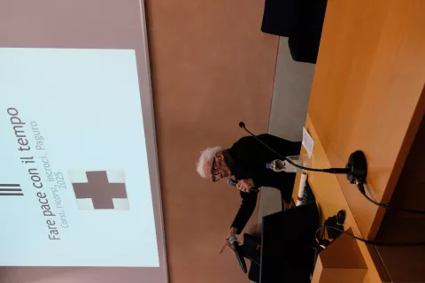 Rassegna - Fare pace con il mondo
