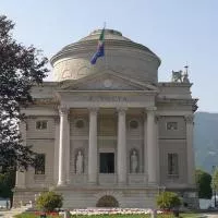 disuit_como-tempio-voltiano
