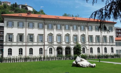 Collegio "La Presentazione" di Como Collegio "La Presentazione" di Como