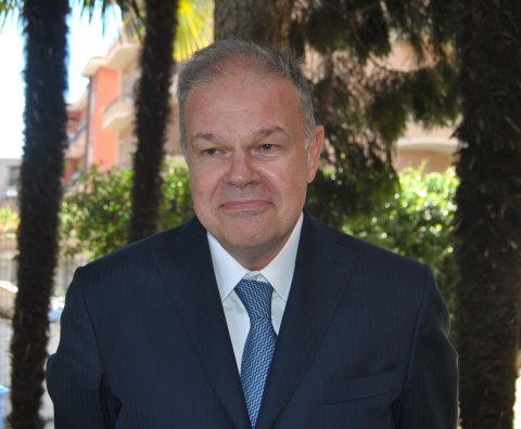 Il Rettore, Professor Angelo Tagliabue Il Rettore, Professor Angelo Tagliabue