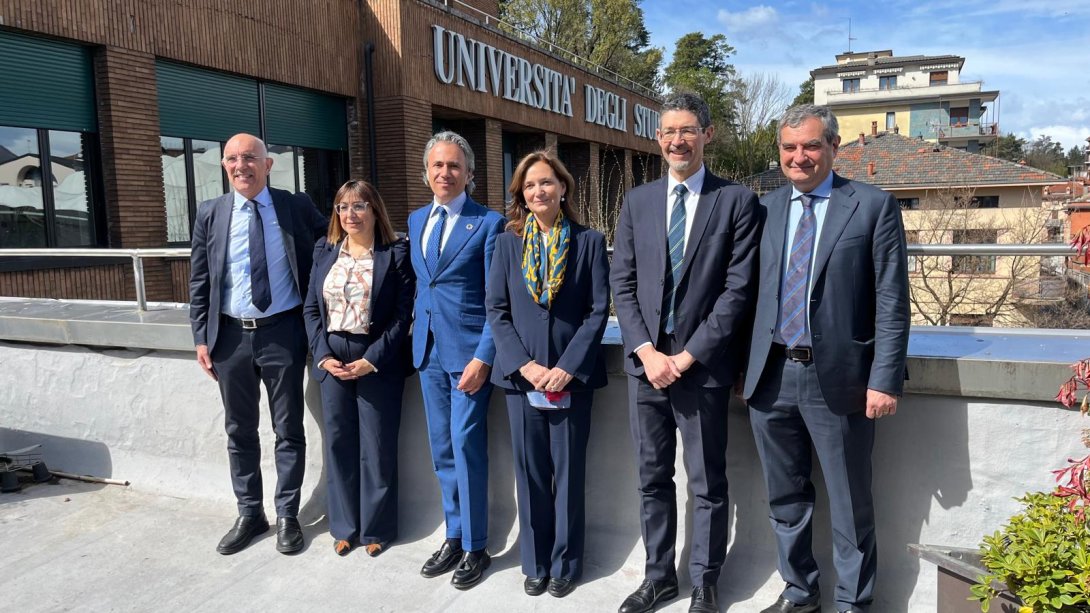 Gruppo - Antonio Romeo - Anna Deligios - Mauro Vitiello - Maria Pierro - Umberto Piarulli - Giuseppe Colangelo